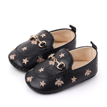 Load image into Gallery viewer, Baby Boy Shoes for 0-18 M with Bees Stars Newborn Baby Casual Shoes Toddler Infant Loafers Shoes Cotton Soft Sole Baby Moccasins