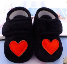 Load image into Gallery viewer, Baby Shoes Red Heart Newborn Pink Girls Infant Shoes Prewalkers Crib Shoes Nonslip Black Baby Boys 2019 New SandQ Baby Sweet