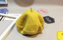 Load image into Gallery viewer, Autumn South Korea Children Baby Hat Beret British Painter Bud Of Pure Wool Cap Korean Tide Newborn Photography Props