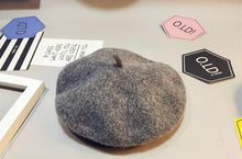 Load image into Gallery viewer, Autumn South Korea Children Baby Hat Beret British Painter Bud Of Pure Wool Cap Korean Tide Newborn Photography Props