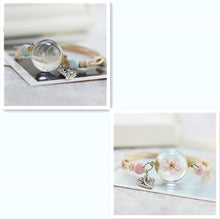 Load image into Gallery viewer, Simple plant dried flower specimen Glass Ball Bracelet dandelion sky stars
