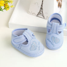 Load image into Gallery viewer, 2019 Spring Infant Toddler Shoes Girls Boys Newborn Shoes Soft Footwear Soft Sneaker Anti-slip Kid Baby First Walkers Shoes 830
