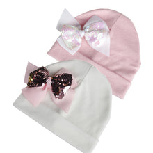 Load image into Gallery viewer, 2020 New Soft 100 Cotton Big Bow Hat For Newborn Baby Boys Girls Kids Warm White Beanie Hat Baby Newborn Accessories
