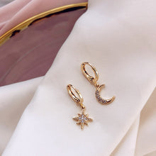 Load image into Gallery viewer, Star moon earrings
