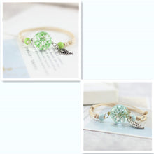 Load image into Gallery viewer, Simple plant dried flower specimen Glass Ball Bracelet dandelion sky stars
