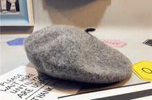 Load image into Gallery viewer, Autumn South Korea Children Baby Hat Beret British Painter Bud Of Pure Wool Cap Korean Tide Newborn Photography Props
