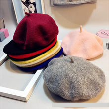 Load image into Gallery viewer, Autumn South Korea Children Baby Hat Beret British Painter Bud Of Pure Wool Cap Korean Tide Newborn Photography Props
