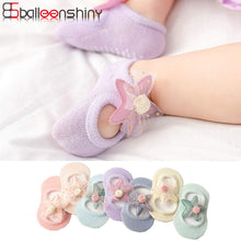 Load image into Gallery viewer, Balleenshiny Cute Lace Princess Newborn Kids Socks Hollow Cotton Big Flower Baby Socks Warm Ankle Infant Baby Girl Floor Socks
