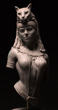 Load image into Gallery viewer, 1/10 ancient woman warrior bust   (NO BASE )  Resin figure Model kits Miniature gk Unassembly Unpainted
