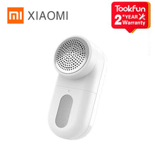 Load image into Gallery viewer, XIAOMI MIJIA Lint Remover Clothes fuzz pellet trimmer machine  portable Charge Fabric Shaver Removes for clothes Spools removal
