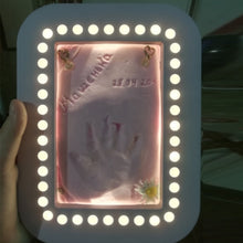 Load image into Gallery viewer, Baby footprint ultra light stereo Baby Care Air Drying Soft Clay Baby hand foot Imprint Kit Casting DIY Toys paw print pad 30g
