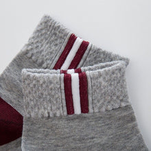 Load image into Gallery viewer, hotsale 2019 man woman kids fashion socks
