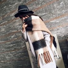 Load image into Gallery viewer, Mingjiebihuo Korean new fashion long scarf shawl female autumn and winter new color mixed wild warm thick fringed scarf
