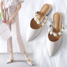 Load image into Gallery viewer, Spiked Flat-soled Slippers Female Summer 2019 New Style Slippers Female Retro-style Slippers with Rough heels and Low heels
