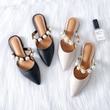 Load image into Gallery viewer, Spiked Flat-soled Slippers Female Summer 2019 New Style Slippers Female Retro-style Slippers with Rough heels and Low heels
