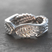 Load image into Gallery viewer, Huitan New Trendy Women Wing Rings Creative Feathers Stylish Girl Accessories for Party Fine Gift Daily Wearable Fashion Jewelry
