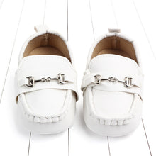 Load image into Gallery viewer, New Fashion High quality leather newborn baby shoes Unisex white Velcro PU Patch Buckle Strap infant baby boy girl toddler shoes
